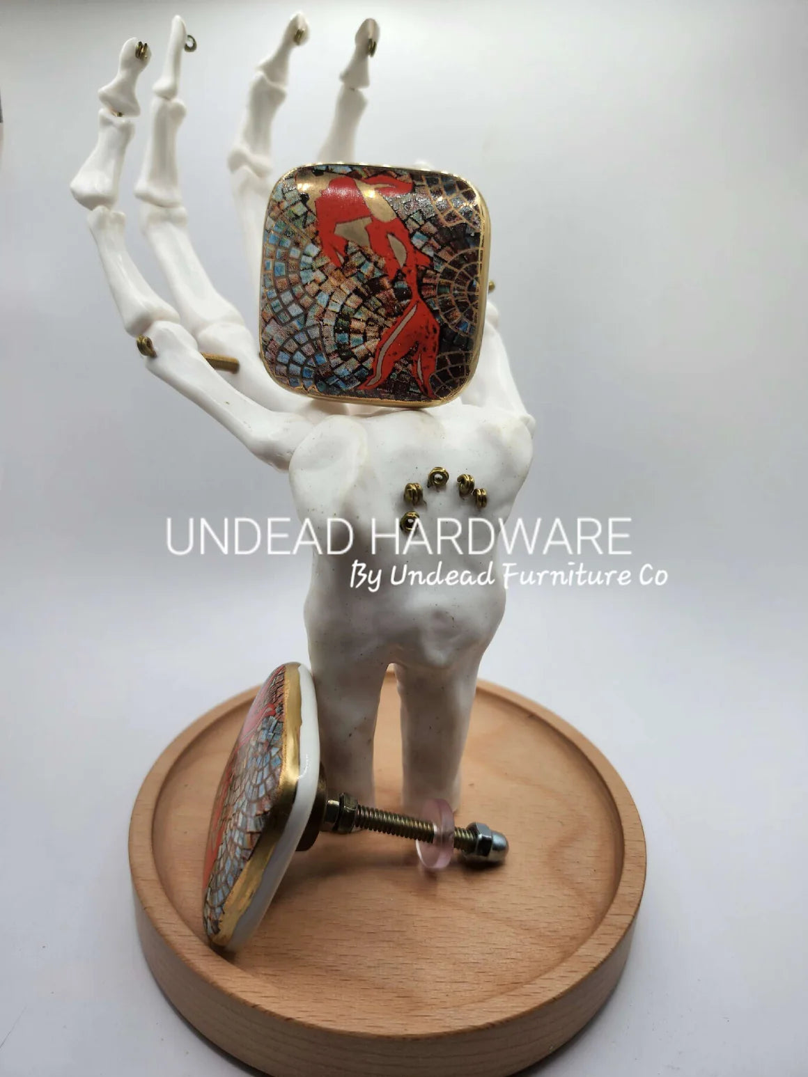 Empress - Undead Hardware